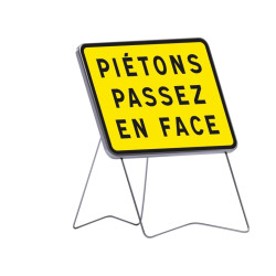 Panneau KC1 Piétons passez en face
