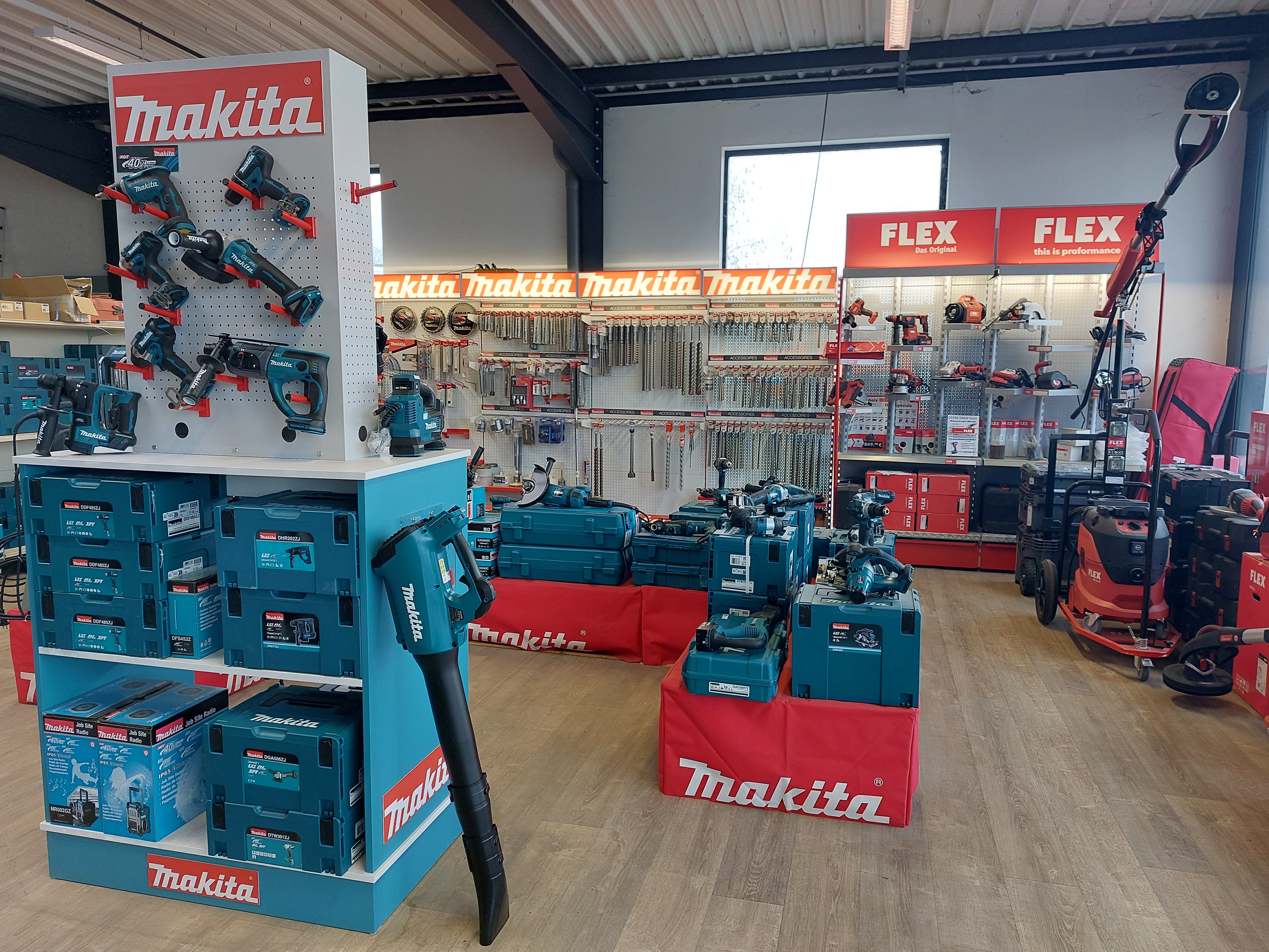 Magasin outillage Saint-Étienne